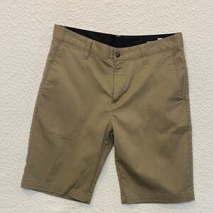 Volcom Men's Khaki Flat Front Shorts Size 33